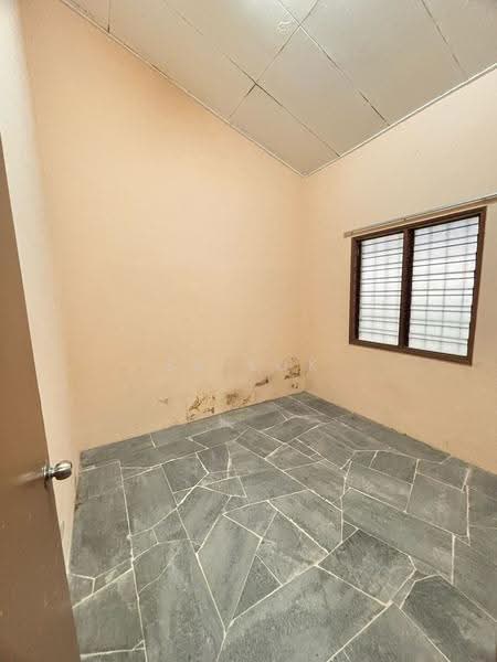 1-storey Terraced House for Sale in Taman Velox (Rawang) - SK Luk - Interior - PropertyGuru.com.my