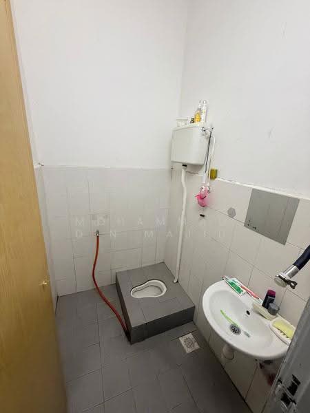 Rumah Teres 1-Tingkat untuk Dijual di Meru (Klang) - Mohammad Din Majid - Bathroom - PropertyGuru.com.my