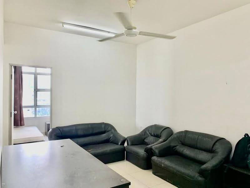 Kondominium untuk Disewa di Mutiara Ville - Kar Hooi - Living Room - PropertyGuru.com.my