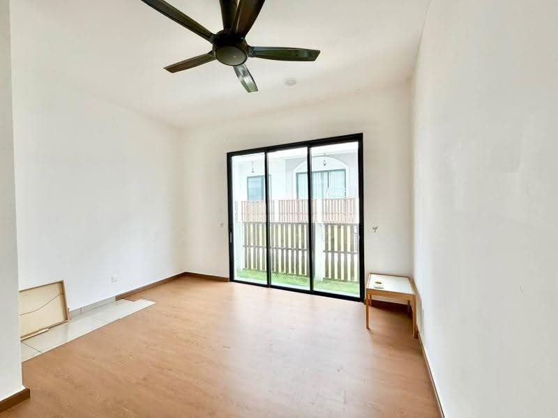 2-storey Terraced House for Sale in Setia Safiro (Cyberjaya) - Fazie Noor - Living Room - PropertyGuru.com.my