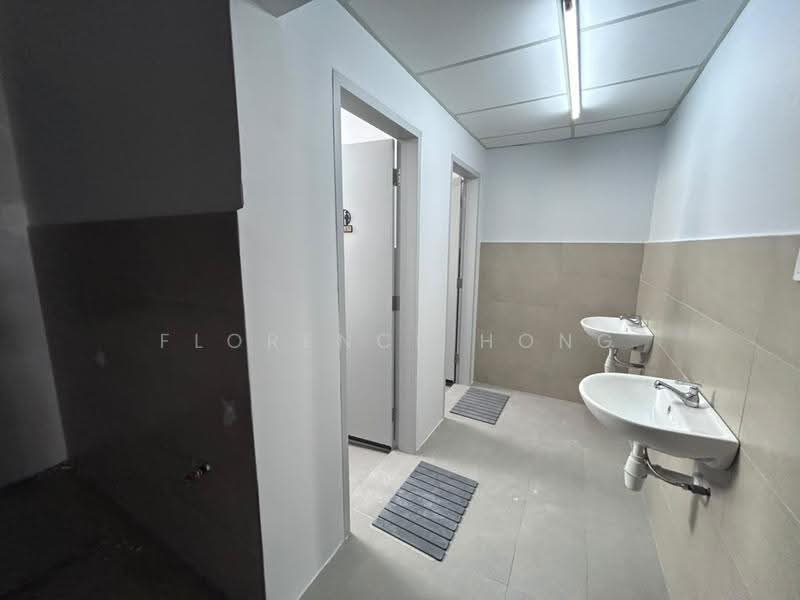 Kedai untuk Disewa di Austin Crest (Johor Bahru) - Florence Hong - Bathroom - PropertyGuru.com.my
