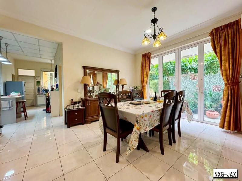 Cluster House for Sale in Setia Damai (Setia Alam) - Lucas Ng - Dining Room - PropertyGuru.com.my
