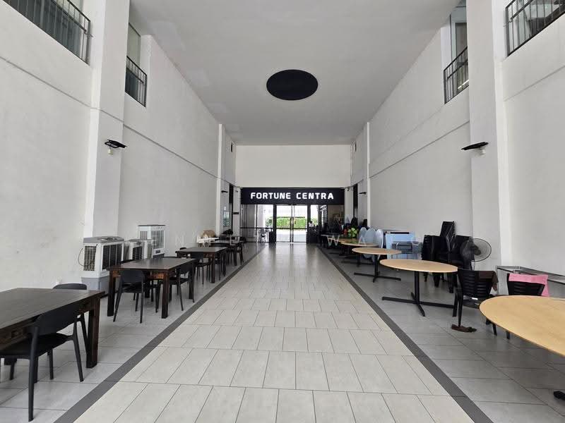 Shop for Sale in Taman Usahawan (Kepong) - Kenneth Wang - Corridor - PropertyGuru.com.my