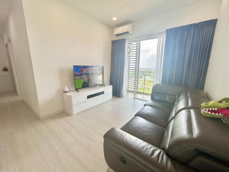 Kediaman Servis untuk Dijual di Parkland Residence - Chiew Peng Wee - Living Room - PropertyGuru.com.my