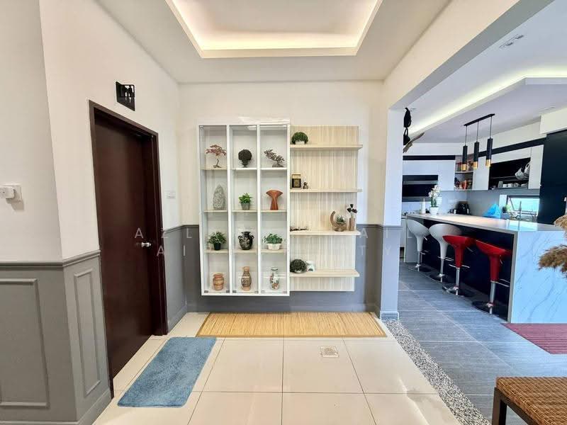 Rumah Teres 2-Tingkat untuk Dijual di Bandar Dato Onn (Tebrau) - Azlan Ismail aiproperty - Entrance - PropertyGuru.com.my
