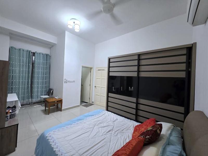 Rumah Kluster untuk Dijual di Taman Seri Austin (Tebrau) - Karl Lim - Bedroom - PropertyGuru.com.my