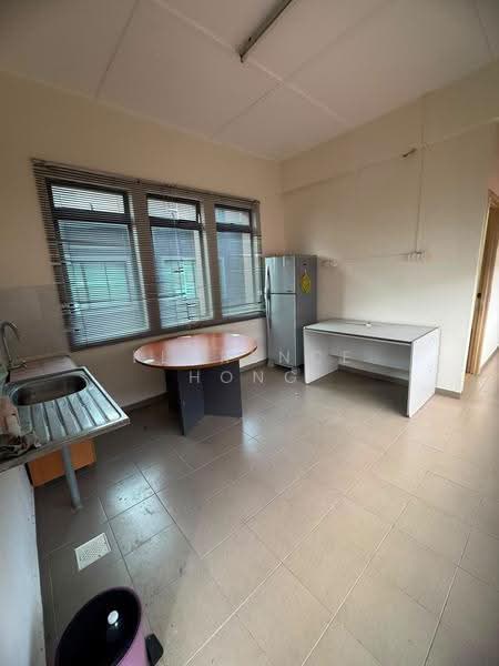 Kedai untuk Disewa di Taman Pelangi (Johor Bahru) - Florence Hong - Kitchen - PropertyGuru.com.my