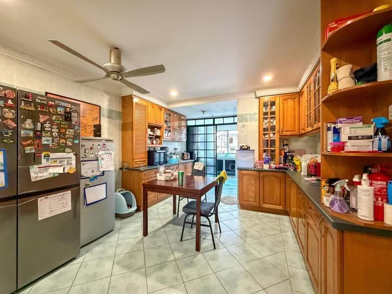 2-storey Terraced House for Sale in Bukit Jelutong (Shah Alam) - Hazeman Omar - PropertyGuru.com.my