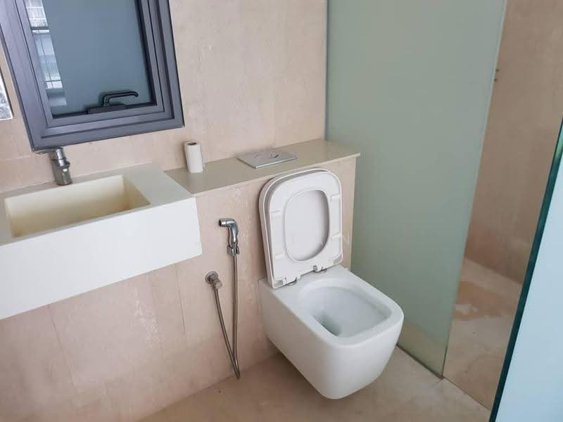 Condominium for Rent at The Fennel - Jet Tan - Bathroom - PropertyGuru.com.my