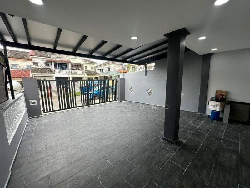 2-storey Terraced House for Sale in Ulu Tiram (Johor Bahru) - Bess Wong - Exterior - PropertyGuru.com.my