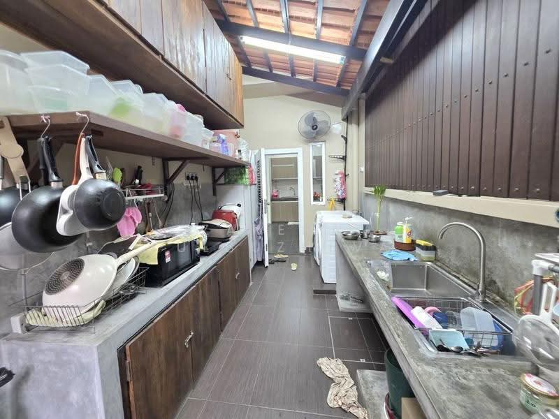 Semi-Detached House for Sale in Setia Eco Park (Setia Alam) - Zarema Kulbuzheva - Kitchen - PropertyGuru.com.my