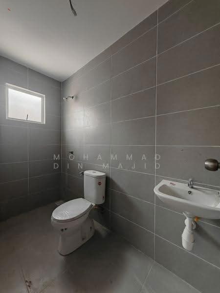 Rumah Berkembar untuk Dijual di Klang (Selangor) - Mohammad Din Majid - Bathroom - PropertyGuru.com.my