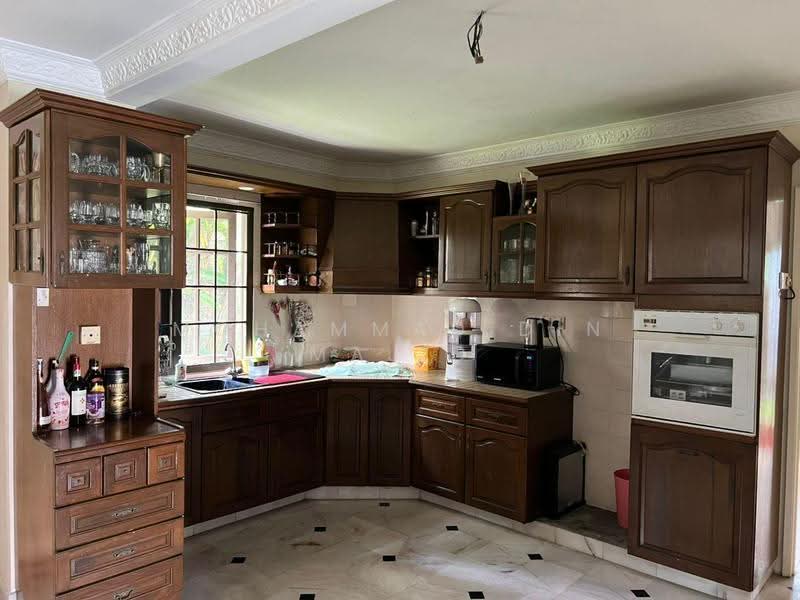 Bungalow House for Sale in SS1 (Petaling Jaya) - Mohammad Din Majid - Kitchen - PropertyGuru.com.my