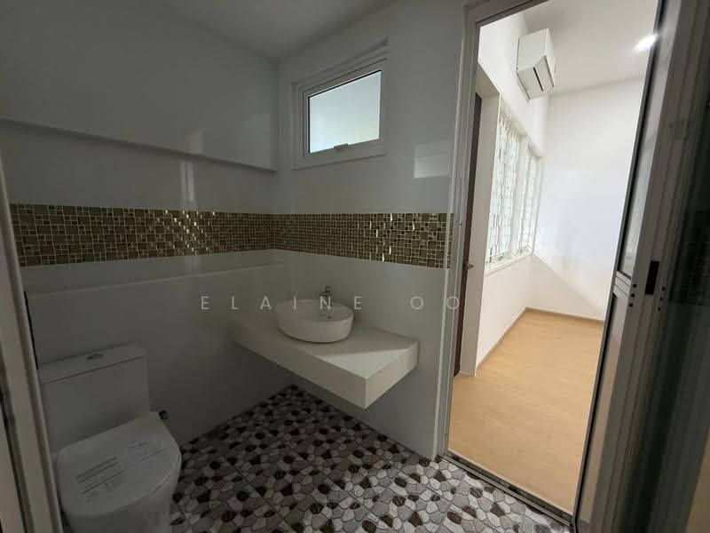 Rumah Banglo untuk Disewa di George Town (Penang) - Elaine Ooi - Bathroom - PropertyGuru.com.my