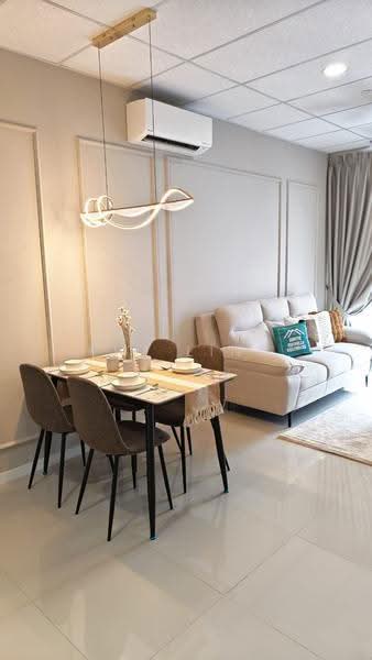 Service Residence for Rent at Edelweiss @ Tropicana Gardens - Kim Ling - Dining Room - PropertyGuru.com.my