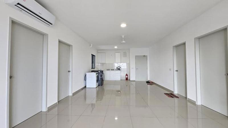 Kediaman Servis untuk Disewa di Duduk Se.Ruang @ Eco Sanctuary - Jason Lim - Kitchen - PropertyGuru.com.my