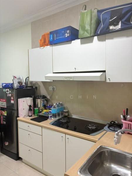 Apartment for Sale at Sri Samudera Apartment (Seaview Residence Suites) - Yuky Chin - Kitchen - PropertyGuru.com.my