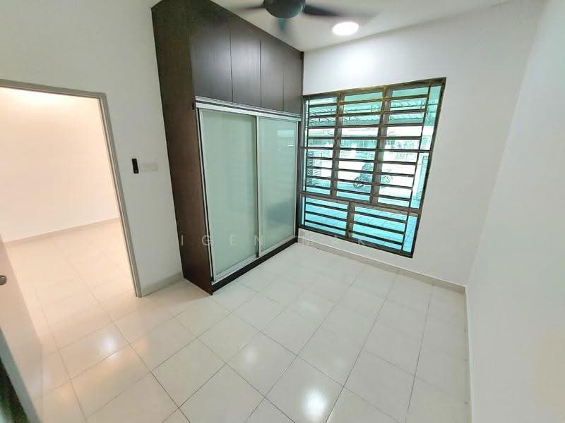 1-storey Terraced House for Sale in Taman Warisan Bestari (Dengkil) - Igen Mak - Interior - PropertyGuru.com.my