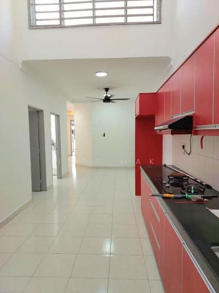 1-storey Terraced House for Sale in Taman Warisan Bestari (Dengkil) - Igen Mak - Kitchen - PropertyGuru.com.my