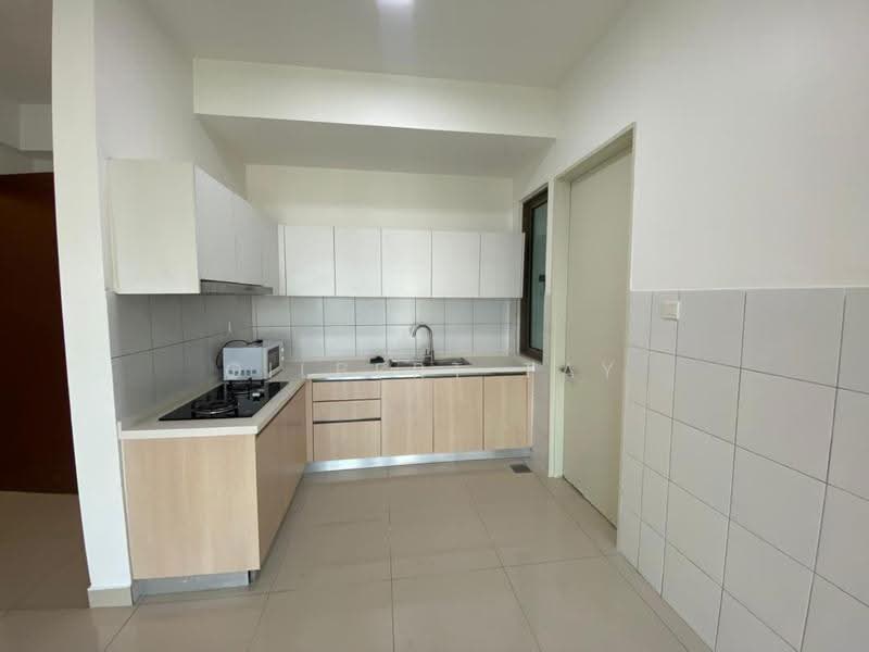 Kondominium untuk Dijual di Lake Point Residence - Gilbert Tay - Kitchen - PropertyGuru.com.my