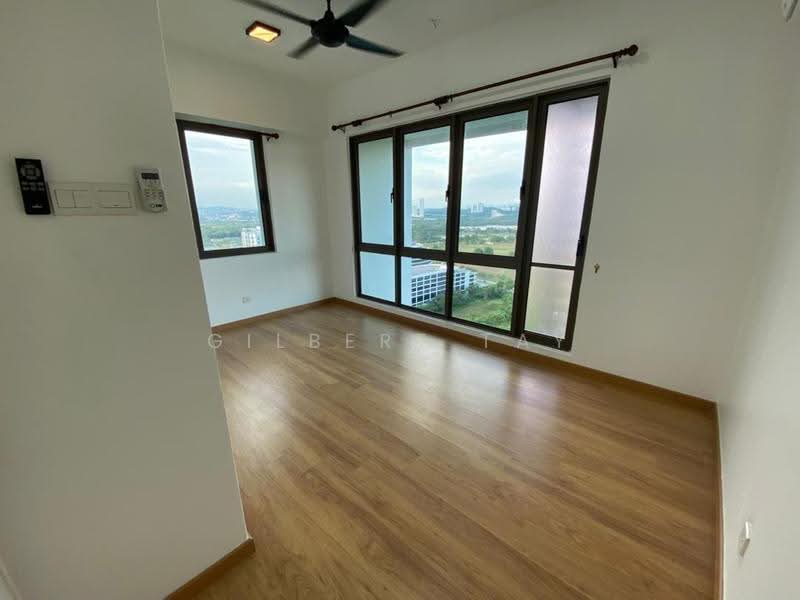 Kondominium untuk Dijual di Lake Point Residence - Gilbert Tay - Living Room - PropertyGuru.com.my