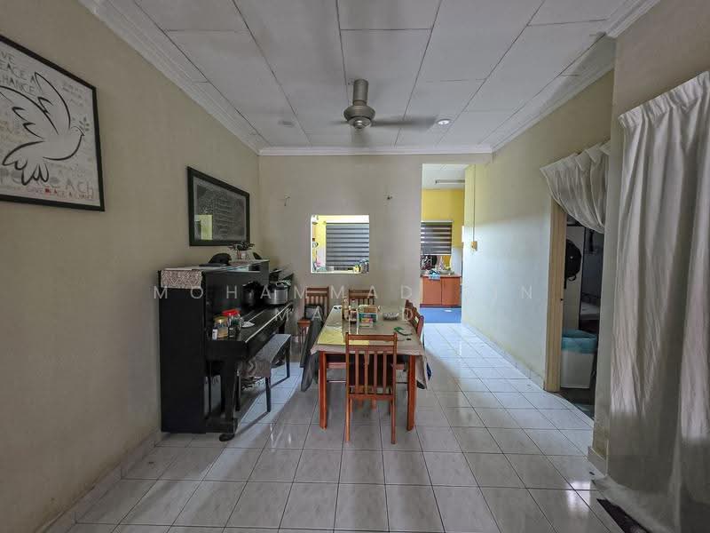 Rumah Teres 1-Tingkat untuk Dijual di Taman Meru Mulia (Kapar) - Mohammad Din Majid - Dining Room - PropertyGuru.com.my