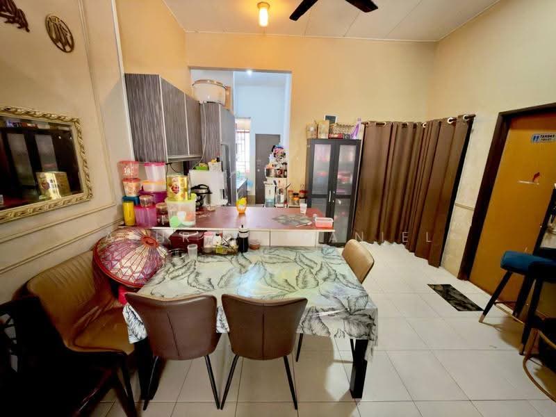 Rumah Teres 1-Tingkat untuk Dijual di Taman Dato' Hormat (Telok Panglima Garang) - Ashraff Daniel - PropertyGuru.com.my