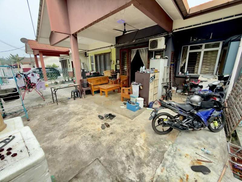Rumah Teres 1-Tingkat untuk Dijual di Taman Dato' Hormat (Telok Panglima Garang) - Ashraff Daniel - PropertyGuru.com.my
