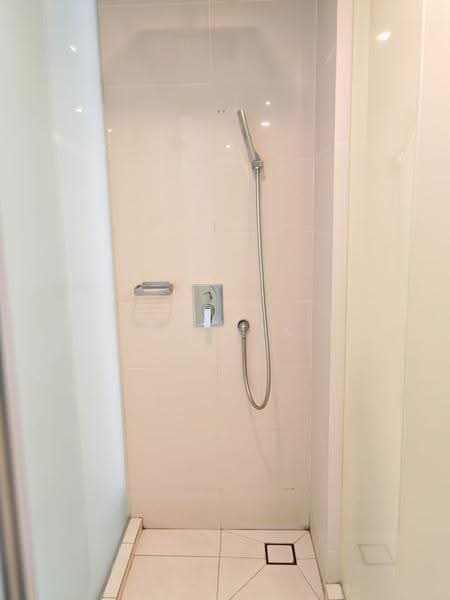 Kediaman Servis untuk Disewa di Invito Suites (Capri) - Ong KK - Bathroom - PropertyGuru.com.my
