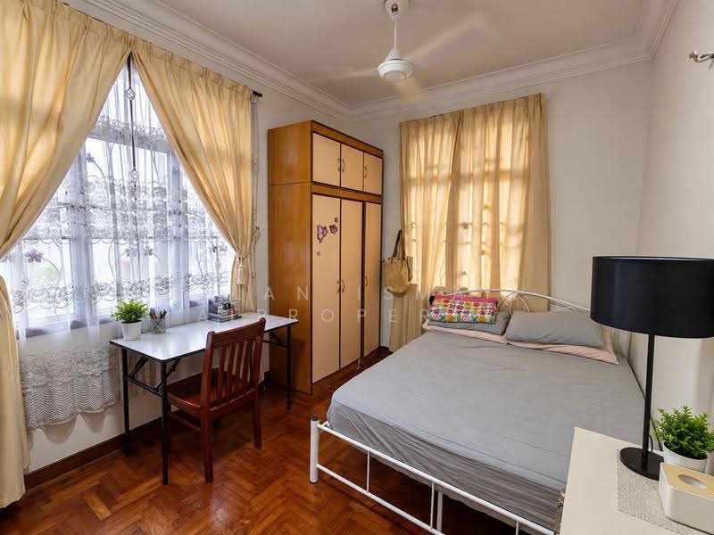 Rumah Berkembar untuk Dijual di Bandar Putra Kulai (Kulai) - Azlan Ismail aiproperty - Bedroom - PropertyGuru.com.my