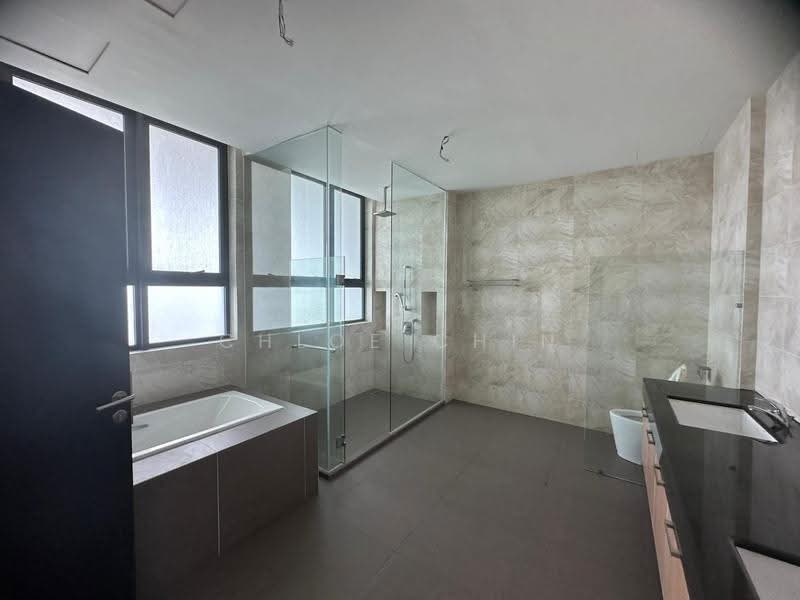 Apartment for Sale at Molek Pine 4 - Chloe Chin - Bathroom - PropertyGuru.com.my