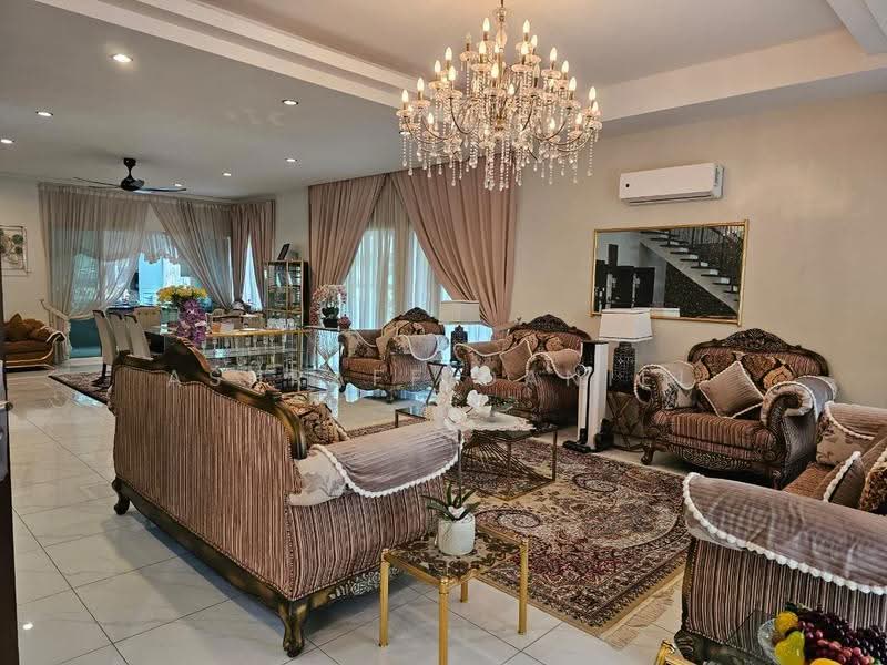 Rumah Banglo untuk Dijual di Kota Kemuning (Shah Alam) - Ashraff Daniel - Living Room - PropertyGuru.com.my