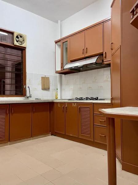 Condominium for Sale at Logan Ville - Stephanie Lim - Kitchen - PropertyGuru.com.my