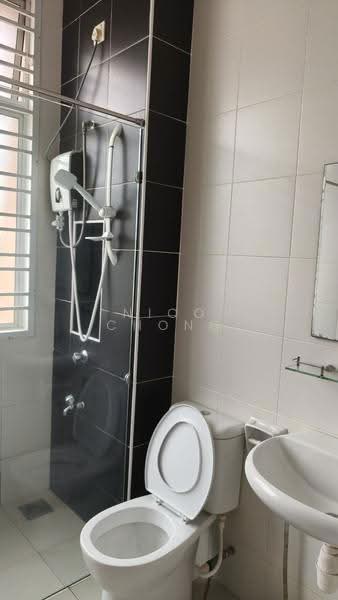 Rumah Teres 2-Tingkat untuk Disewa di Taman Seri Austin (Tebrau) - Nico Chong - Bathroom - PropertyGuru.com.my