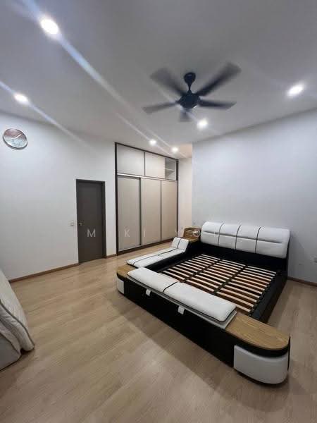 Rumah Teres 2-Tingkat untuk Dijual di Kota Kemuning (Shah Alam) - Miki You - Bedroom - PropertyGuru.com.my