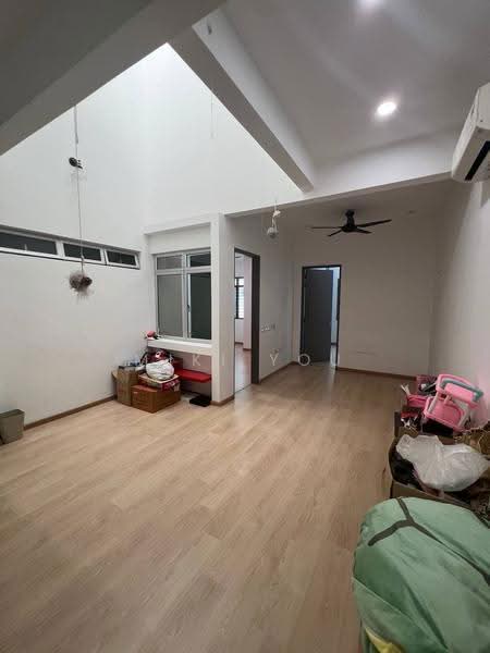 Rumah Teres 2-Tingkat untuk Dijual di Kota Kemuning (Shah Alam) - Miki You - Living Room - PropertyGuru.com.my