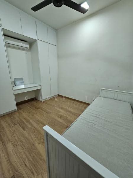 Kondominium untuk Disewa di Lake Point Residence - Gilbert Tay - Bedroom - PropertyGuru.com.my