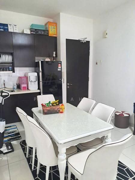 Service Residence for Sale at Seasons Garden Residences - Pit Zahid - Dining Room - PropertyGuru.com.my