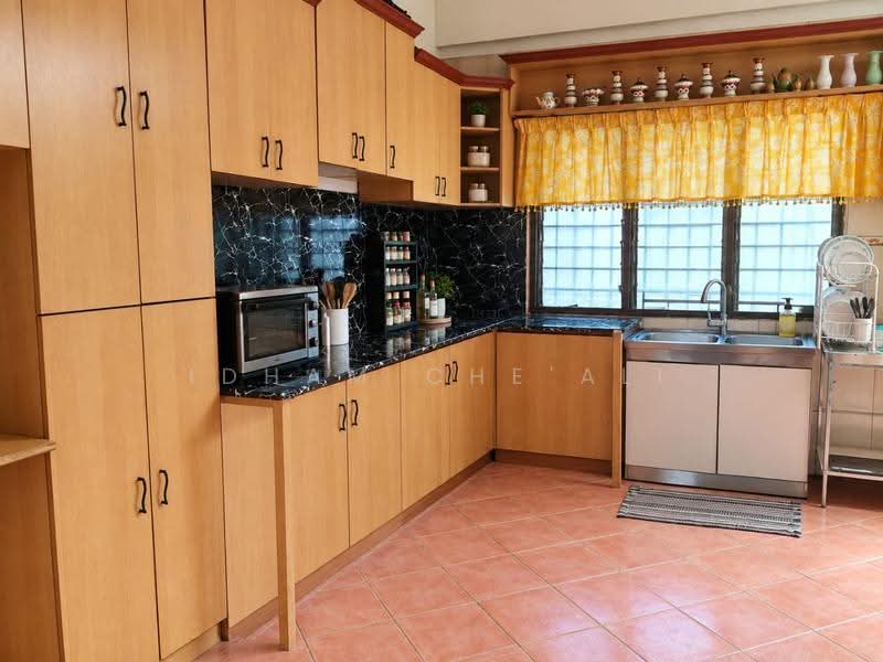 2-storey Terraced House for Sale in Perkampungan Pelindung Maju (Beserah) - Idham Che'Ali - Kitchen - PropertyGuru.com.my