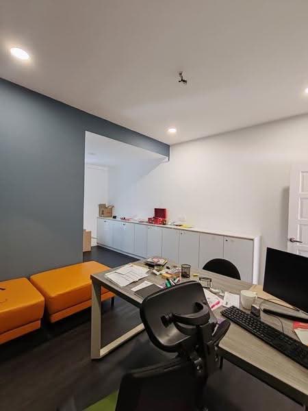 Rumah Banglo untuk Dijual di SS3 (Petaling Jaya) - Key Ling - Study - PropertyGuru.com.my