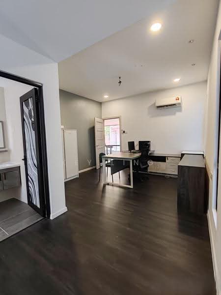 Rumah Banglo untuk Dijual di SS3 (Petaling Jaya) - Key Ling - Study - PropertyGuru.com.my