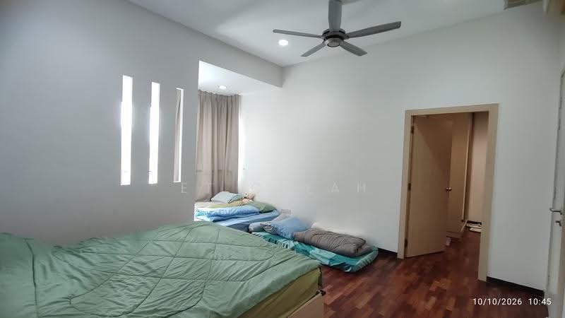 Banglo Pautan untuk Dijual di Kota Kemuning (Shah Alam) - ET Cheah - Master Bedroom - PropertyGuru.com.my