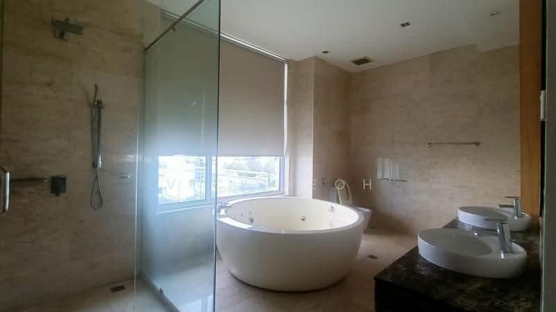 Kondominium untuk Disewa di The LOOC Residence - Vick Teoh - Bathroom - PropertyGuru.com.my