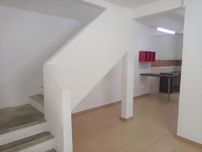 Rumah Teres 1.5-Tingkat untuk Disewa di Taman Serendah Makmur (Serendah) - Vincent Tan - Kitchen - PropertyGuru.com.my