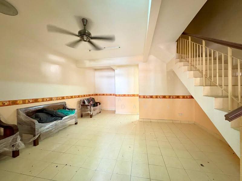 2-storey Terraced House for Sale in Bandar Tasik Kesuma (Beranang) - Maizura binti Mohd Darus - PropertyGuru.com.my