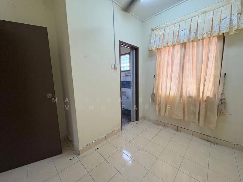 2-storey Terraced House for Sale in Bandar Tasik Kesuma (Beranang) - Maizura binti Mohd Darus - Interior - PropertyGuru.com.my
