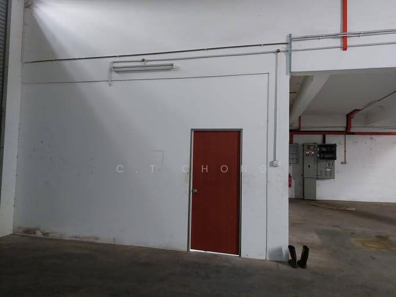 Semi-D Factory for Rent in Taman Desa Cemerlang (Ulu Tiram) - C.T Chong - PropertyGuru.com.my