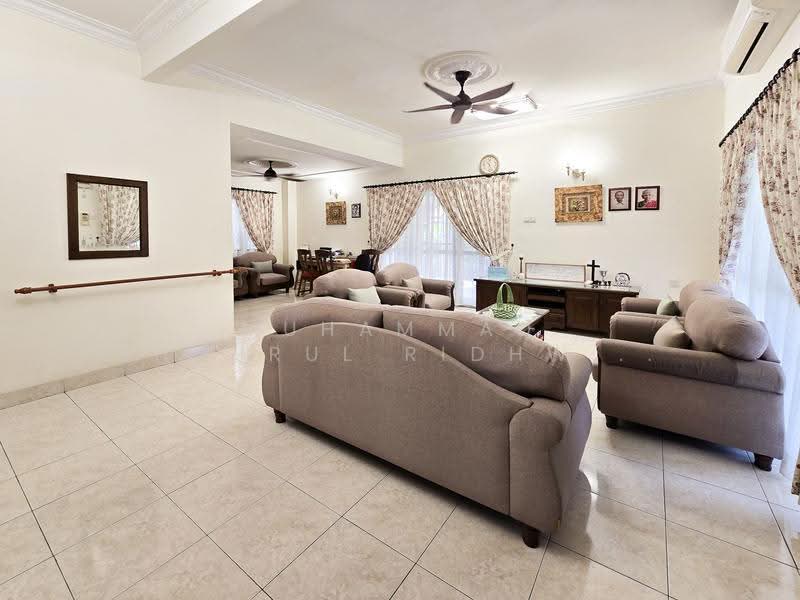 Semi-Detached House for Sale in Taman Setia 2 (Balakong) - Muhammad Shahrul Ridhwan Mehamad Nasir - Living Room - PropertyGuru.com.my