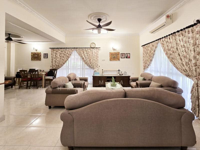 Semi-Detached House for Sale in Taman Setia 2 (Balakong) - Muhammad Shahrul Ridhwan Mehamad Nasir - Living Room - PropertyGuru.com.my
