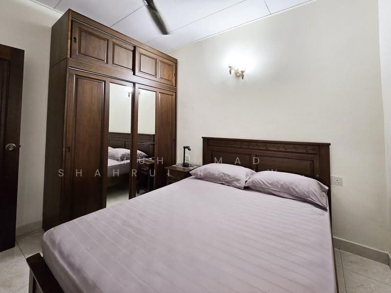 Semi-Detached House for Sale in Taman Setia 2 (Balakong) - Muhammad Shahrul Ridhwan Mehamad Nasir - Bedroom - PropertyGuru.com.my